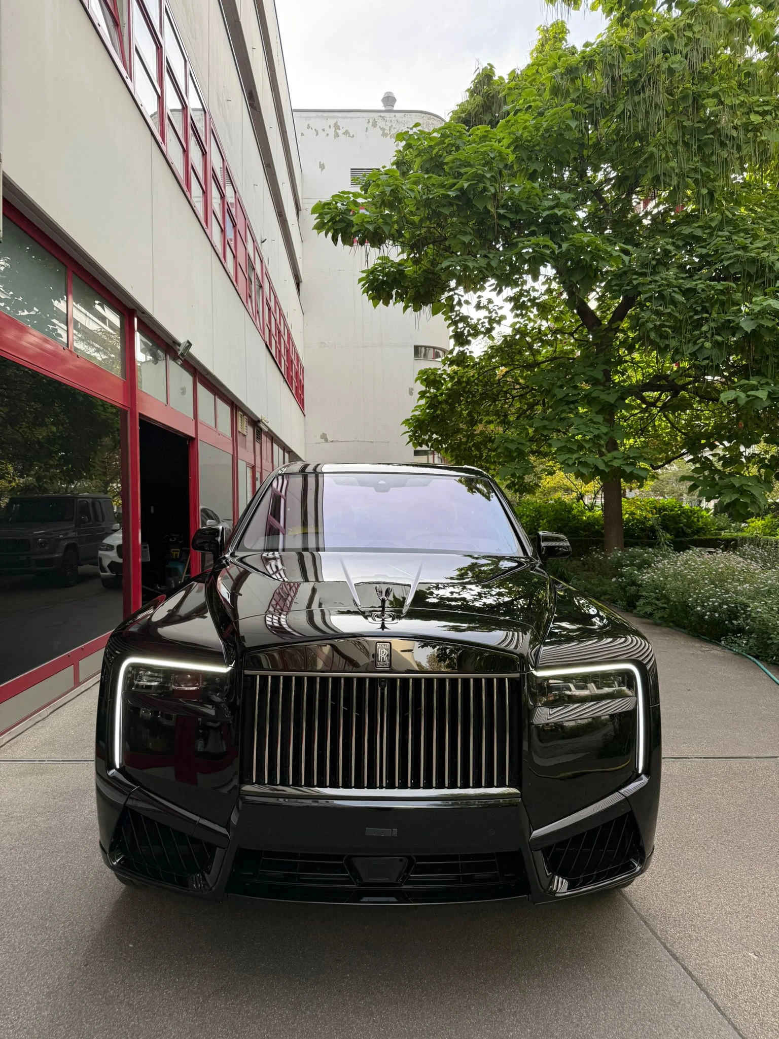 Rolls-Royce Cullinan Black Badge  - изображение 4