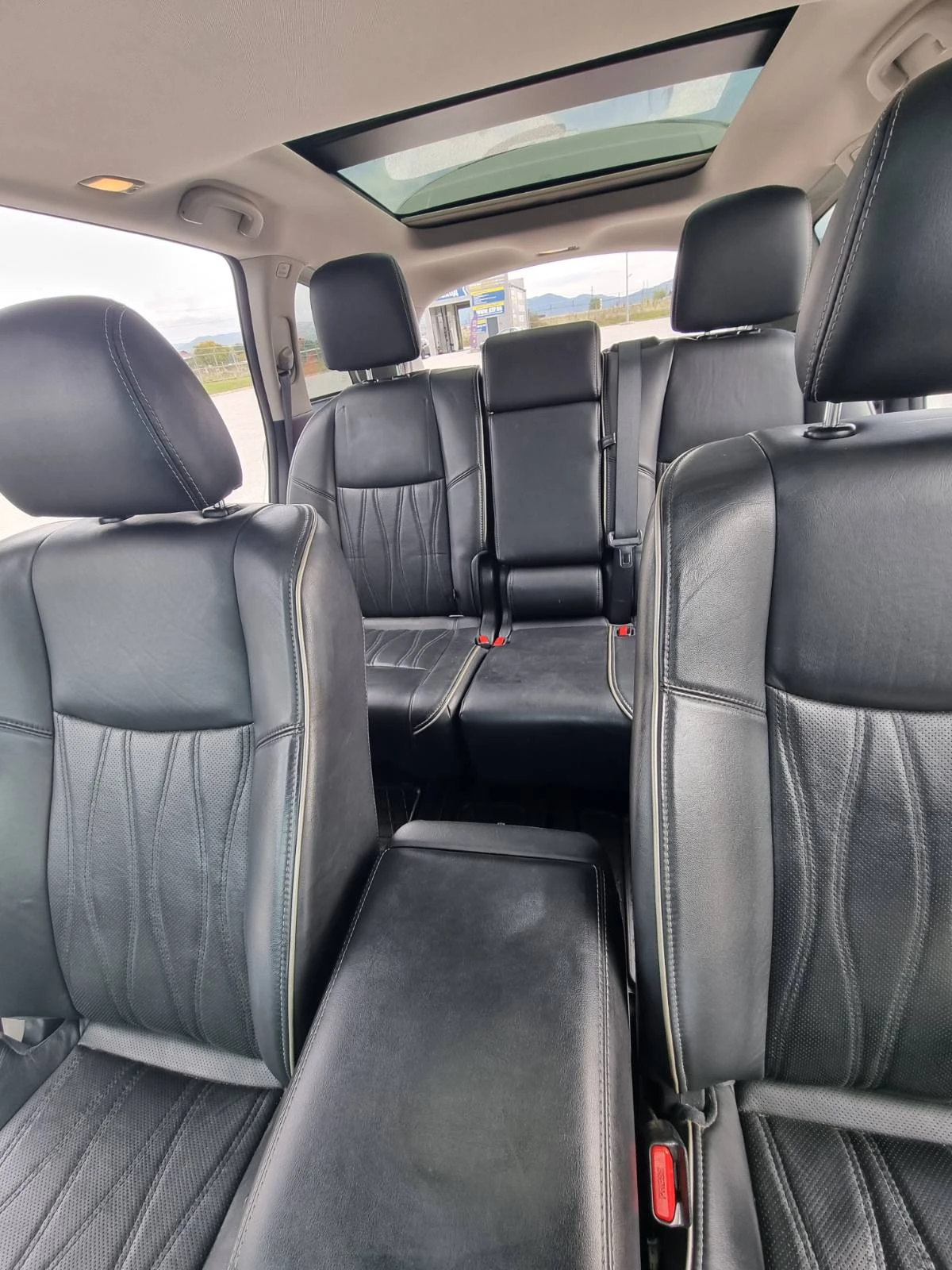 Infiniti QX60 3.5 / AWD / 7 местен, снимка 11 - Автомобили и джипове - 53873349