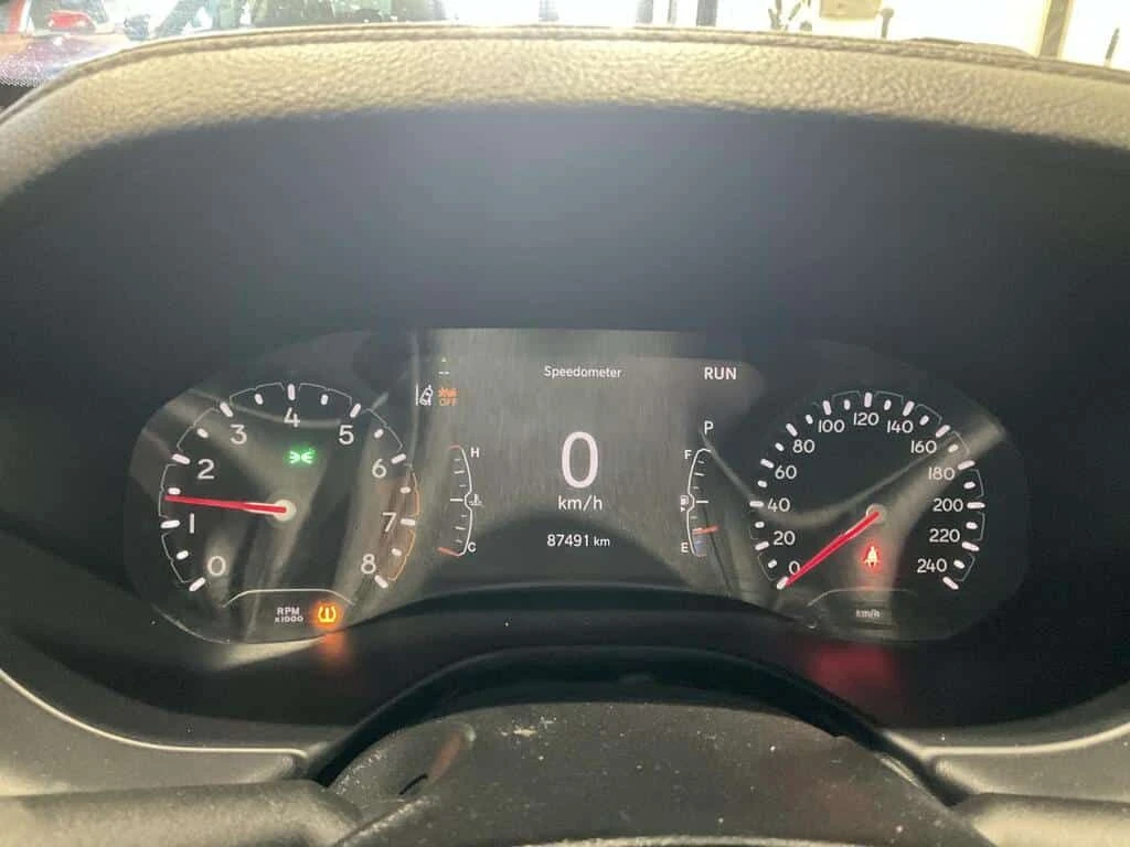 Jeep Compass * RED EDITION AWD CUIR MAGS CAMERA RECUL A/C * CAR | Mobile.bg � ����������� 16