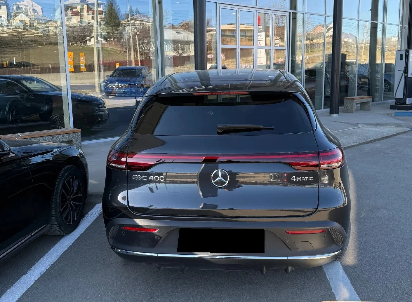 Mercedes-Benz EQC 400 4MATIC AMG-Line, снимка 3 - Автомобили и джипове - 53899188