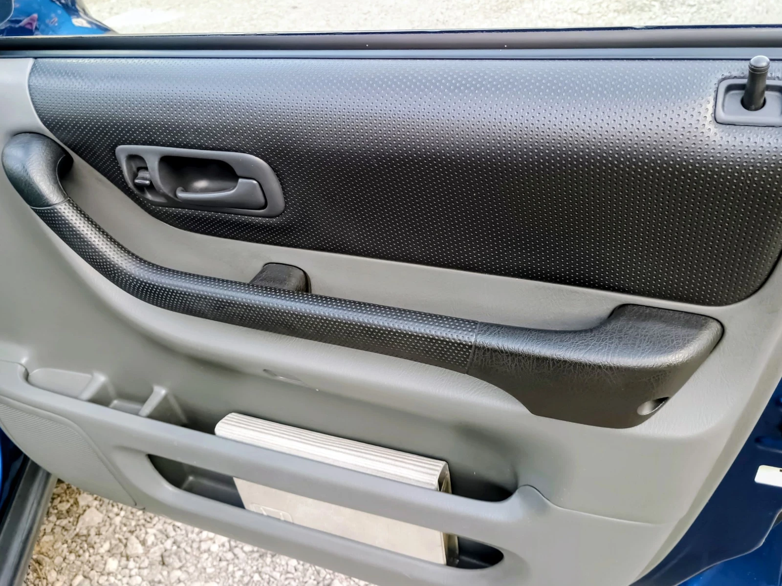 Honda Cr-v * УНИКАТ * 2.0 128ps 4X4 * 180000km * АВТОМАТИК * , снимка 14 - Автомобили и джипове - 54198414