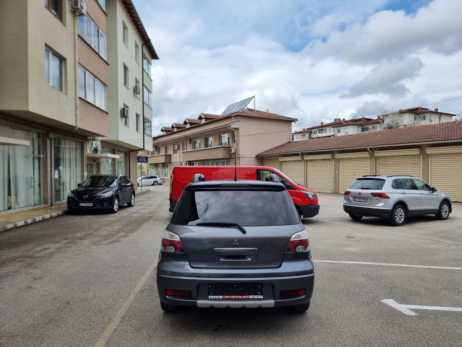 Mitsubishi Outlander 2.0i* ГАЗ-БЕНЗИН* 4Х4* , снимка 6 - Автомобили и джипове - 54205069