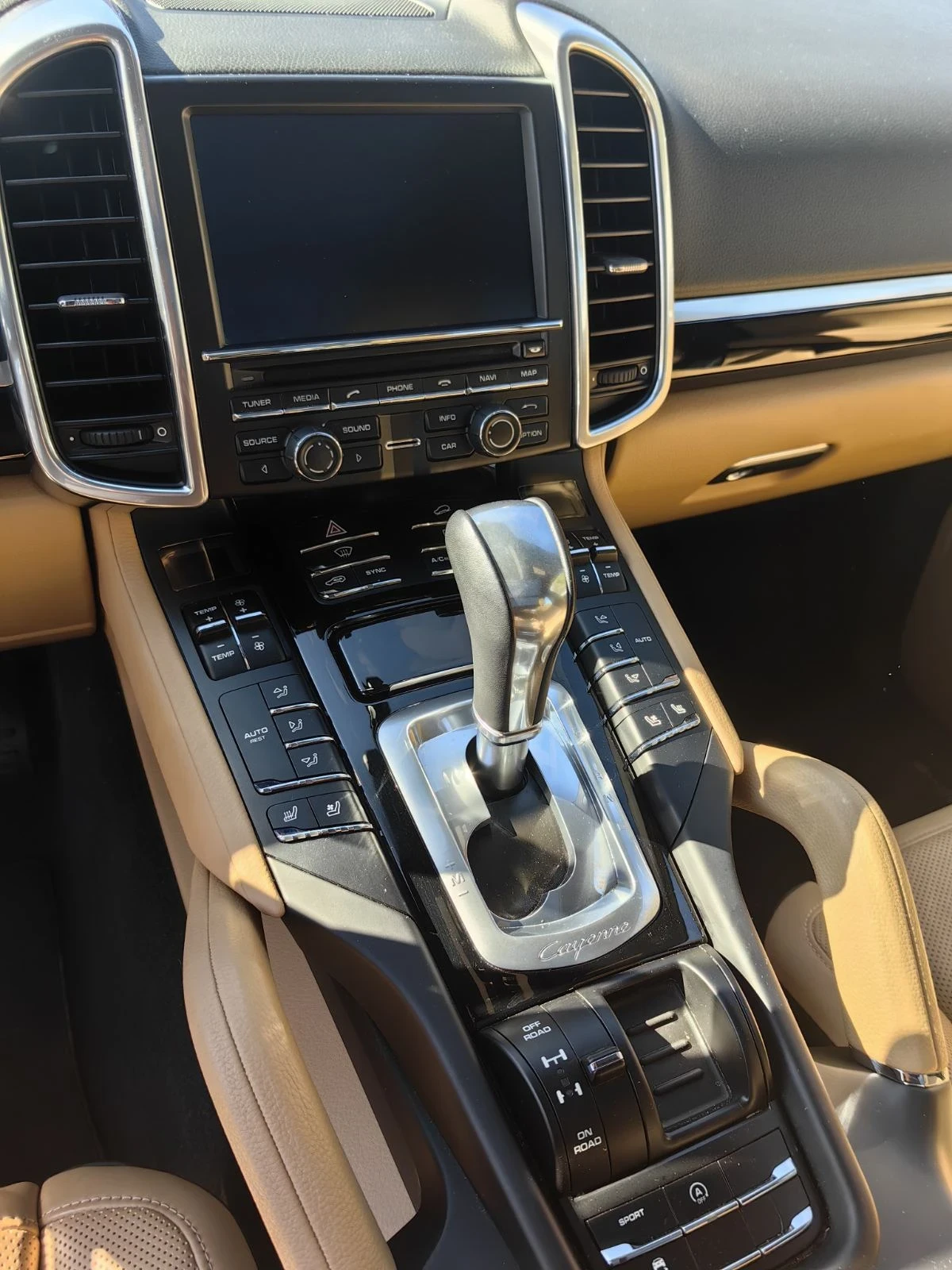Porsche Cayenne, снимка 9 - Автомобили и джипове - 54538014