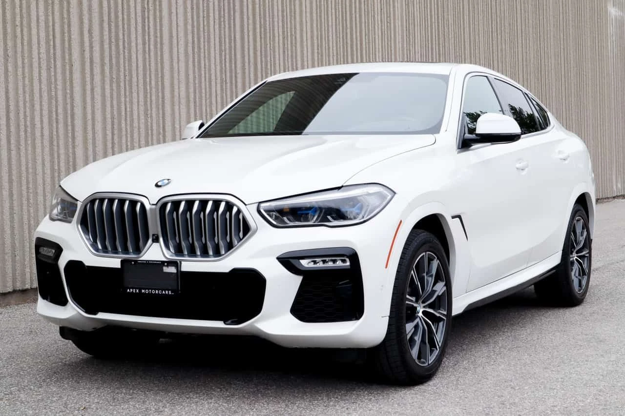 BMW X6 * xDrive40i * ЛАЗЕРИ * ВЪЗДУШНО * PANO
