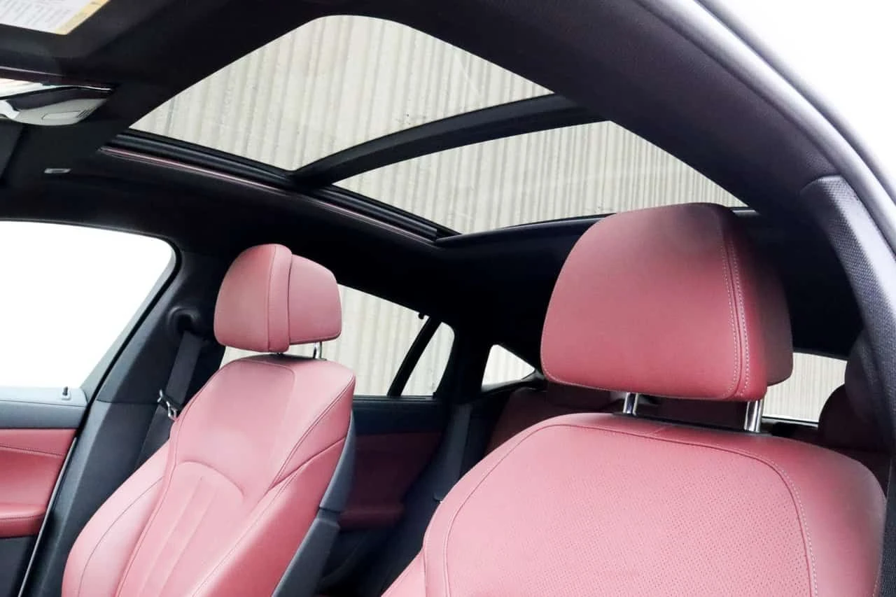 BMW X6 * xDrive40i * ЛАЗЕРИ * ВЪЗДУШНО * PANO, снимка 12 - Автомобили и джипове - 54743851
