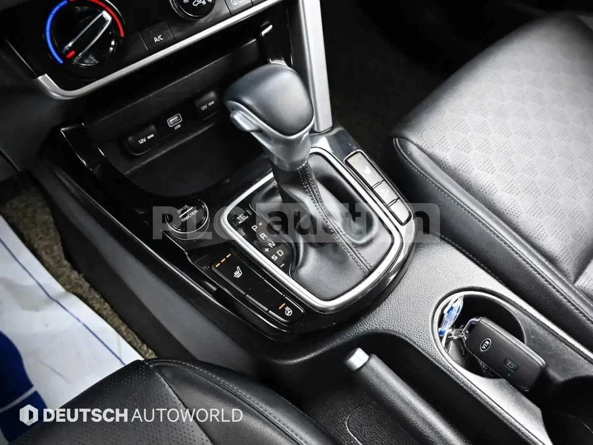 Kia Seltos 1.6| КАМЕРА| ПОДГРЕВ| ВКЛ.ТЕХНОТЕСТ, снимка 8 - Автомобили и джипове - 54778508