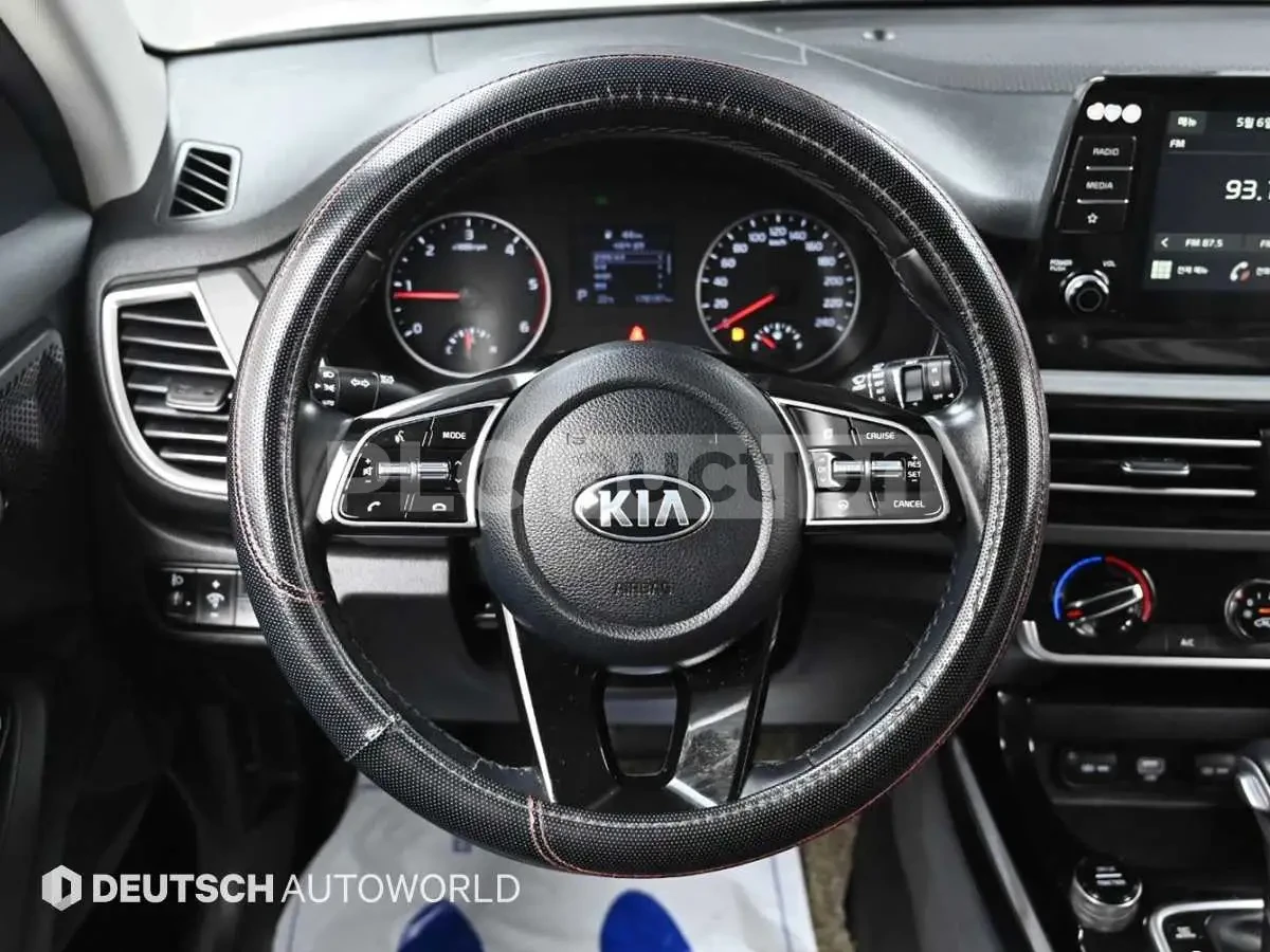 Kia Seltos 1.6| КАМЕРА| ПОДГРЕВ| ВКЛ.ТЕХНОТЕСТ, снимка 6 - Автомобили и джипове - 54778508