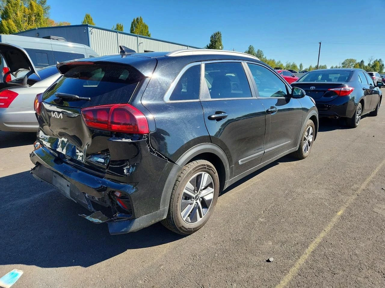 Kia Niro, снимка 3 - Автомобили и джипове - 56689754