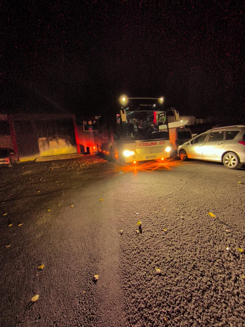 Mercedes-Benz Tourismo, снимка 11 - Бусове и автобуси - 52595088