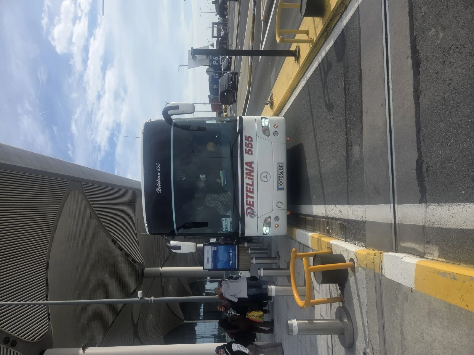 Mercedes-Benz Tourismo  - изображение 10