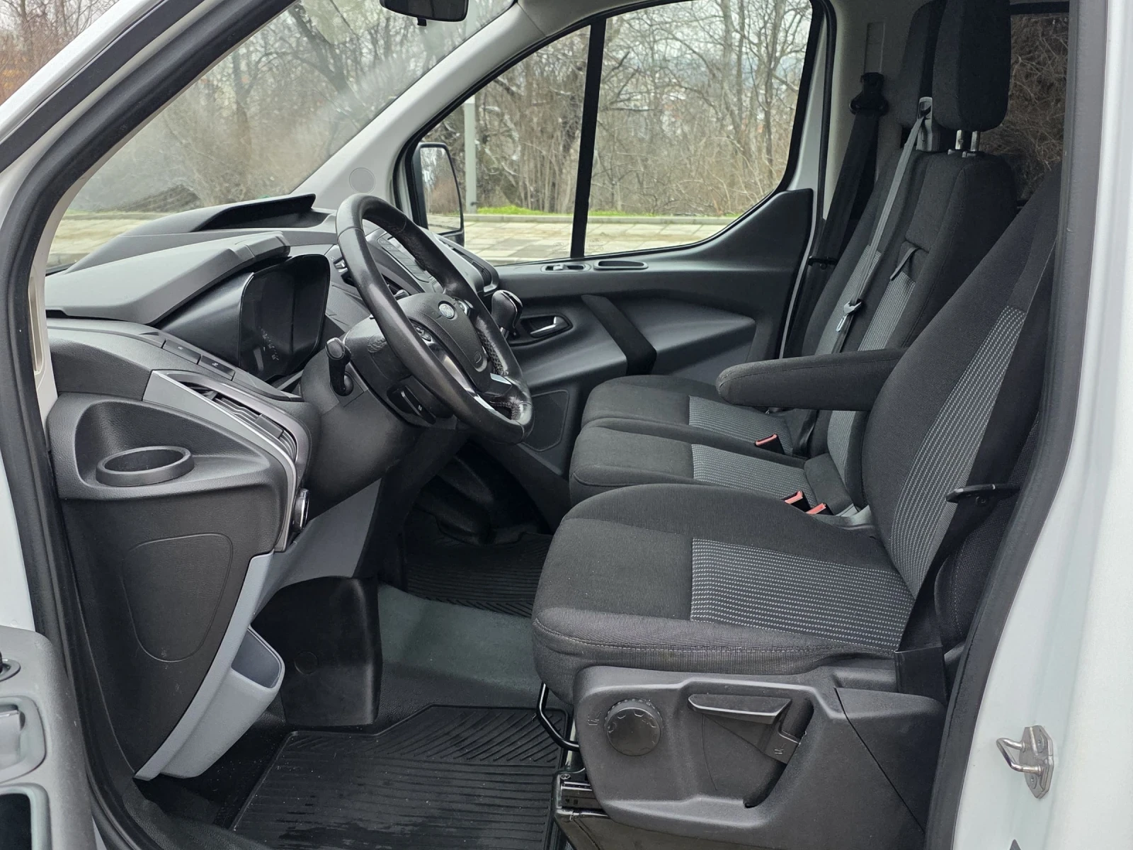 Ford Transit Custom Пътник 8+ 1 , Климатик, Сервизна история.  - изображение 9