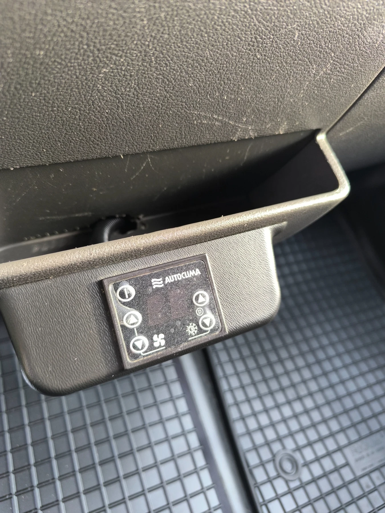 Ford Transit Ford Transit новия модел, евро 6, L3 H3, снимка 10 - Бусове и автобуси - 54030311