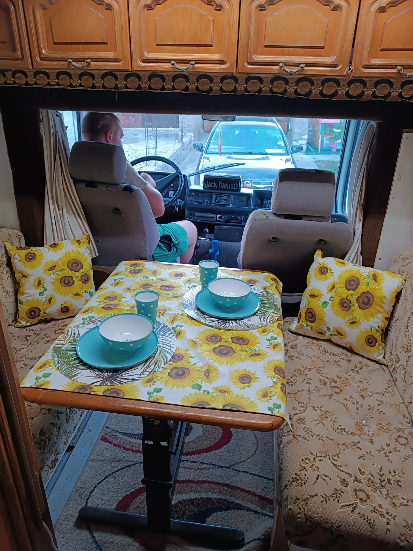 Кемпер Mercedes-Benz 307D - изображение 2