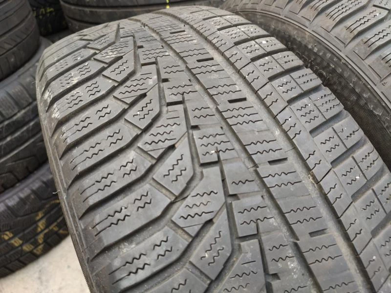 Гуми Зимни 215/60R16, снимка 4 - Гуми и джанти - 30777967