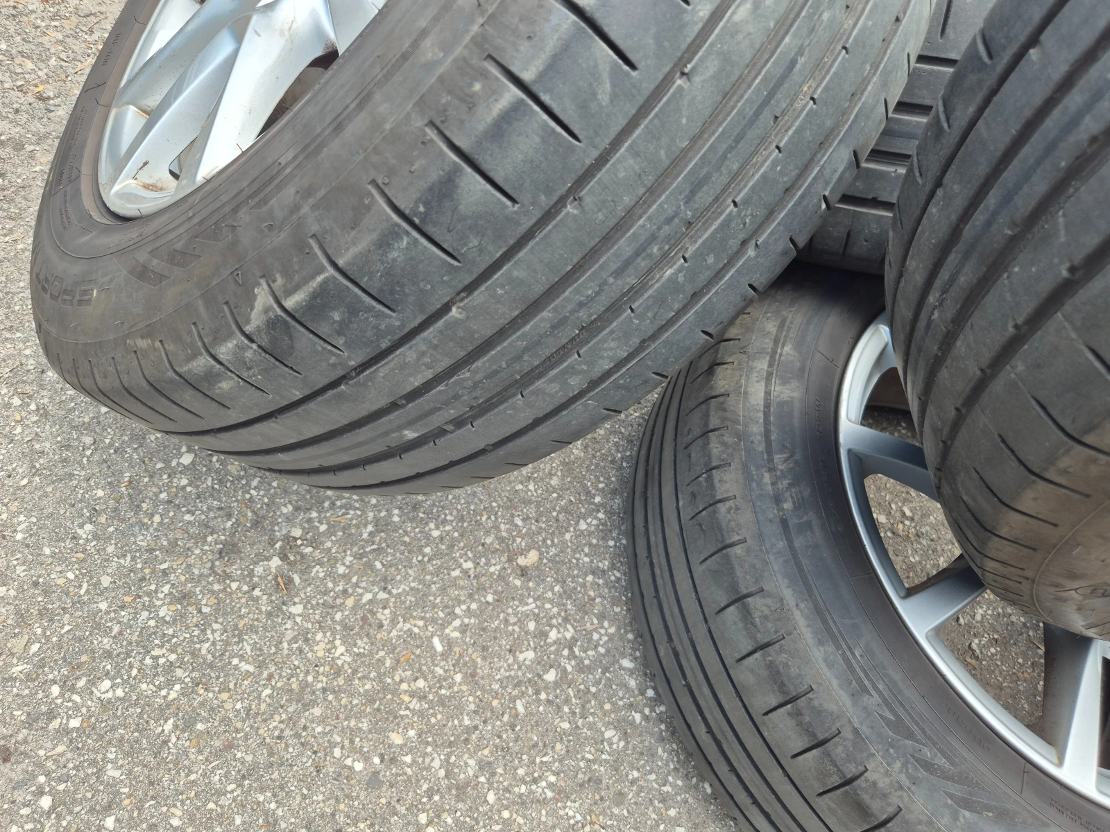 Гуми с джанти Dunlop 235/60R18, снимка 8 - Гуми и джанти - 55016316