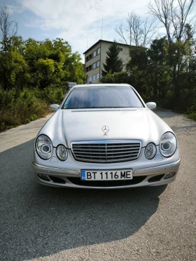 Mercedes-Benz E 320, снимка 2
