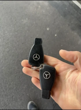 Mercedes-Benz E 220, снимка 8