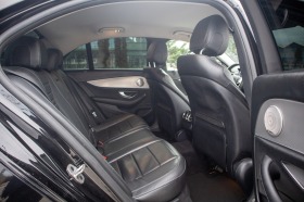 Mercedes-Benz E 220 AMG, Widescreen - Virtual Cockpit, ТОП!, снимка 14 - Автомобили и джипове - 44407346