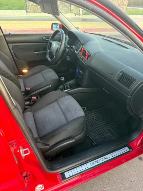 VW Golf 1.6 speshal  - 2400 € / 4693.99 лв. - 72946692 9