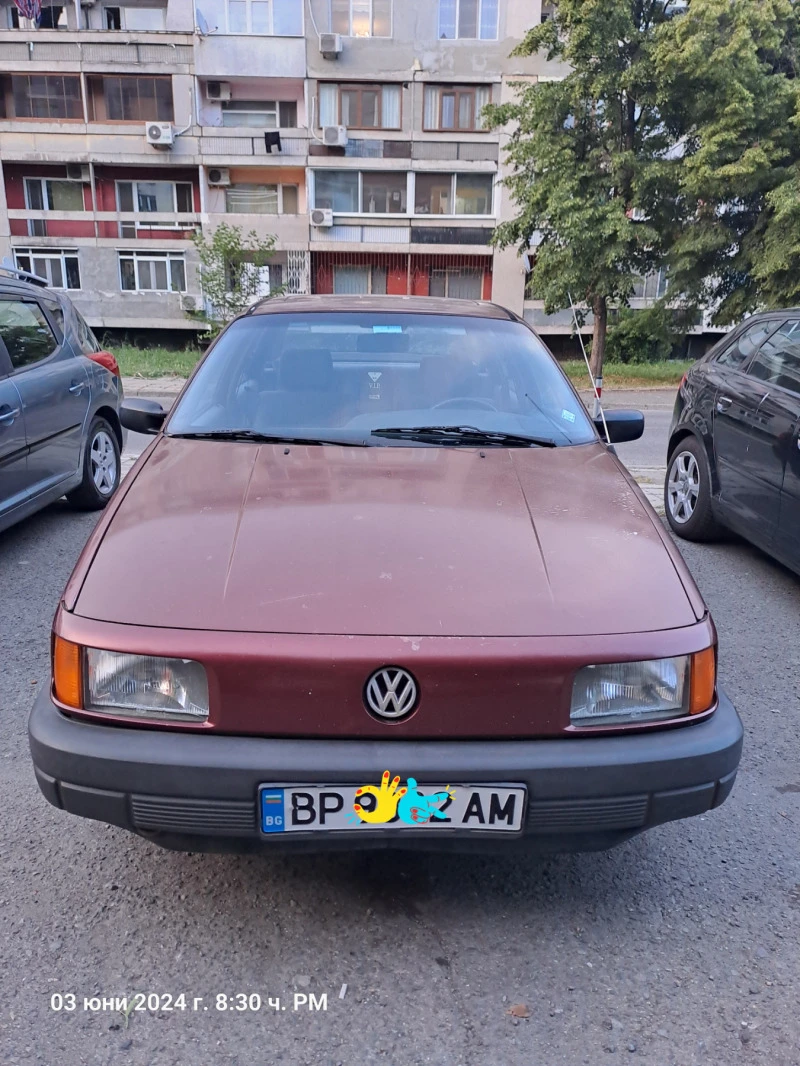 VW Passat, снимка 1 - Автомобили и джипове - 47055582