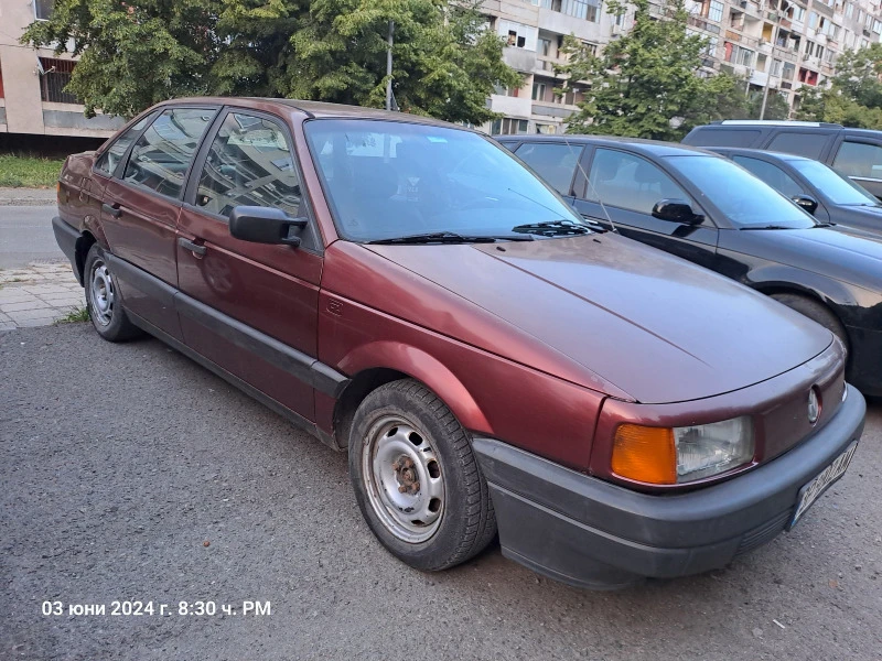 VW Passat, снимка 2 - Автомобили и джипове - 47055582