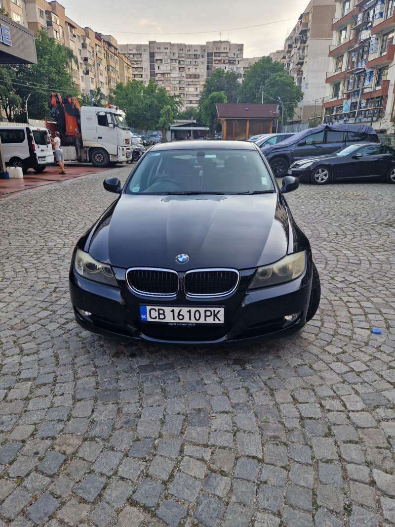 BMW 320 Фейслифт , снимка 1 - Автомобили и джипове - 46287204