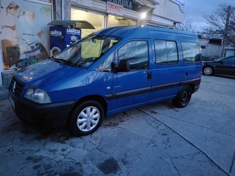 Citroen Jumpy Лек автомобил , снимка 1 - Автомобили и джипове - 47004035