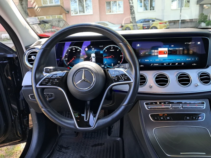 Mercedes-Benz E 200, снимка 7 - Автомобили и джипове - 52479724