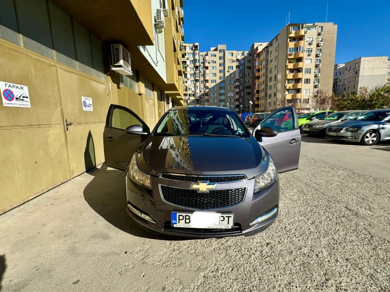 Chevrolet Cruze, снимка 8 - Автомобили и джипове - 47932041