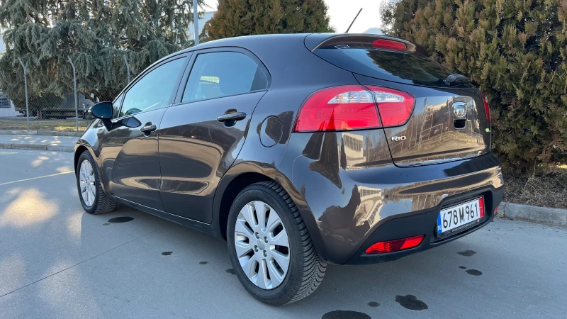 Kia Rio 1.2 CRDI, снимка 4 - Автомобили и джипове - 48828343