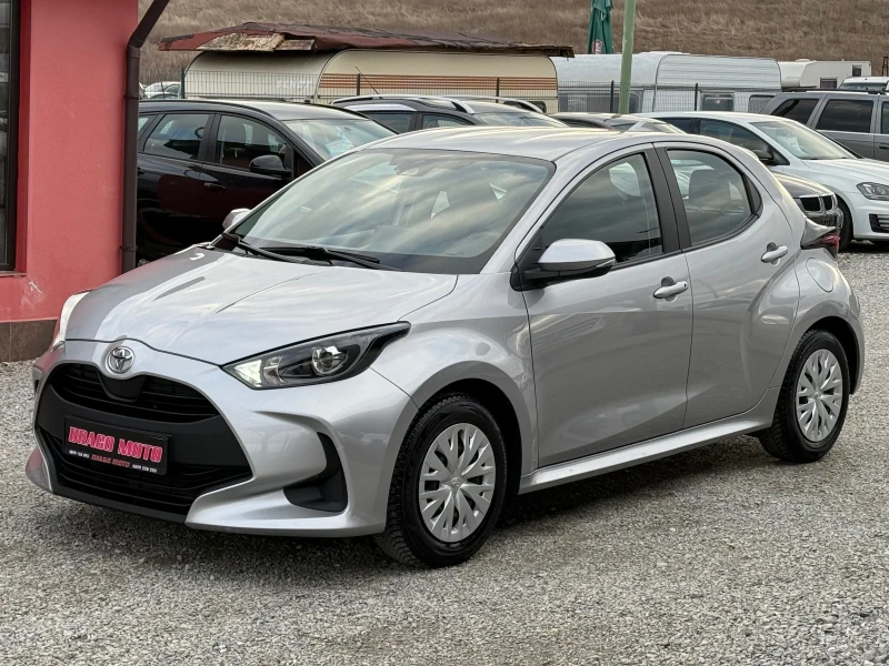 Toyota Yaris 1.5i, LED, NAVi, * 87 000км* K.T.E.O. OK! EURO 6B!, снимка 3 - Автомобили и джипове - 48967108