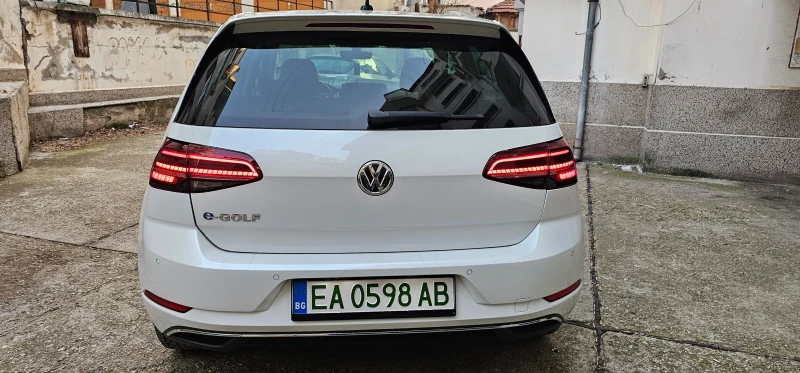 VW Golf e-Golf, снимка 2 - Автомобили и джипове - 49232433