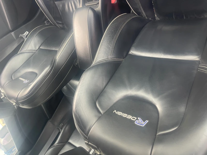 Volvo V40 1.6 дизел, снимка 7 - Автомобили и джипове - 51459049