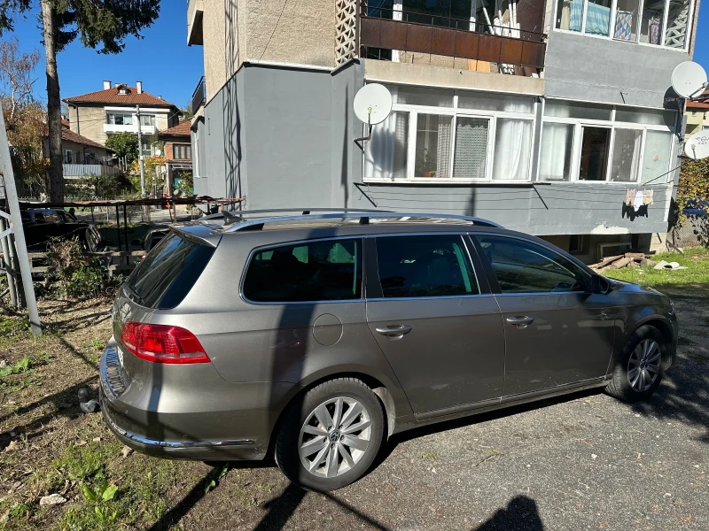 VW Passat 2.0 TDi, снимка 5 - Автомобили и джипове - 52226609