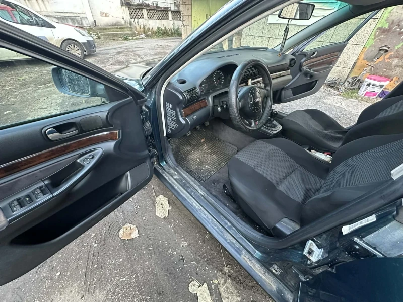 Audi A4 1.8 Бензин Газ, снимка 11 - Автомобили и джипове - 52759776