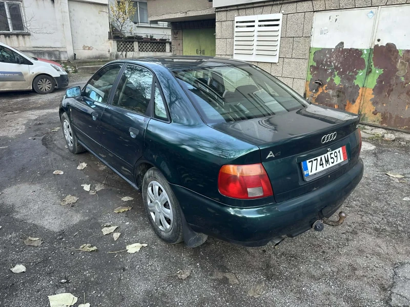 Audi A4 1.8 Бензин Газ, снимка 3 - Автомобили и джипове - 52759776