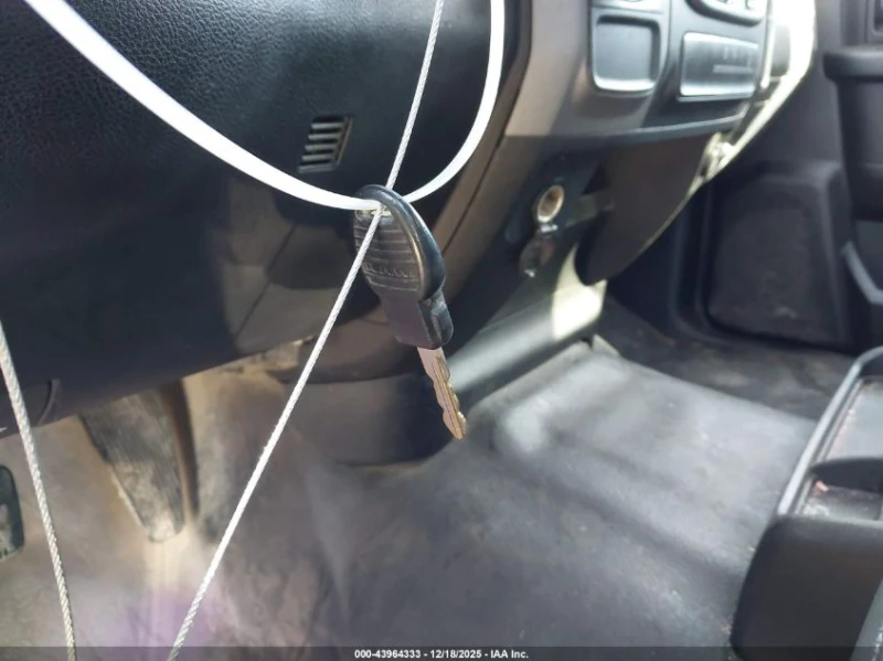 Dodge Avenger 3.6L V-6 DOHC, VVT, 305HP 4X2 Drive, снимка 3 - Автомобили и джипове - 53203920