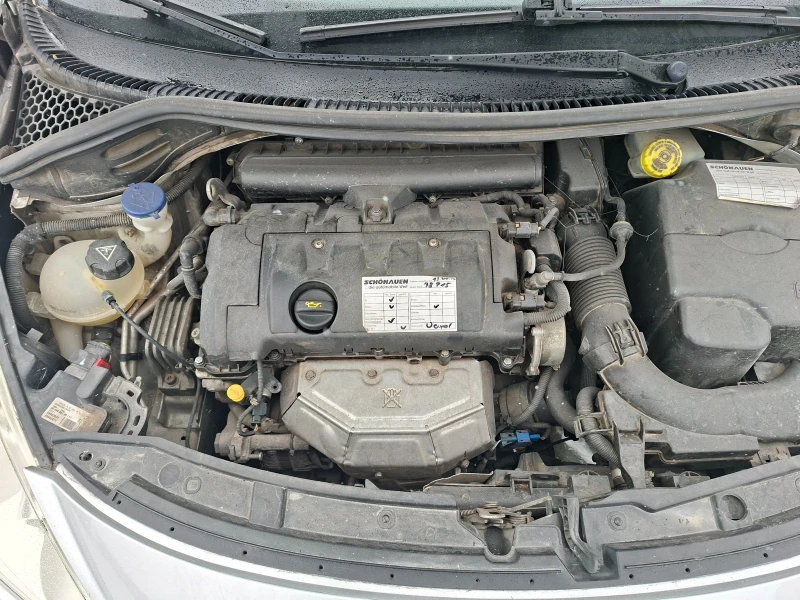 Peugeot 207 1.4 Клима Панорама топ, снимка 16 - Автомобили и джипове - 53445052