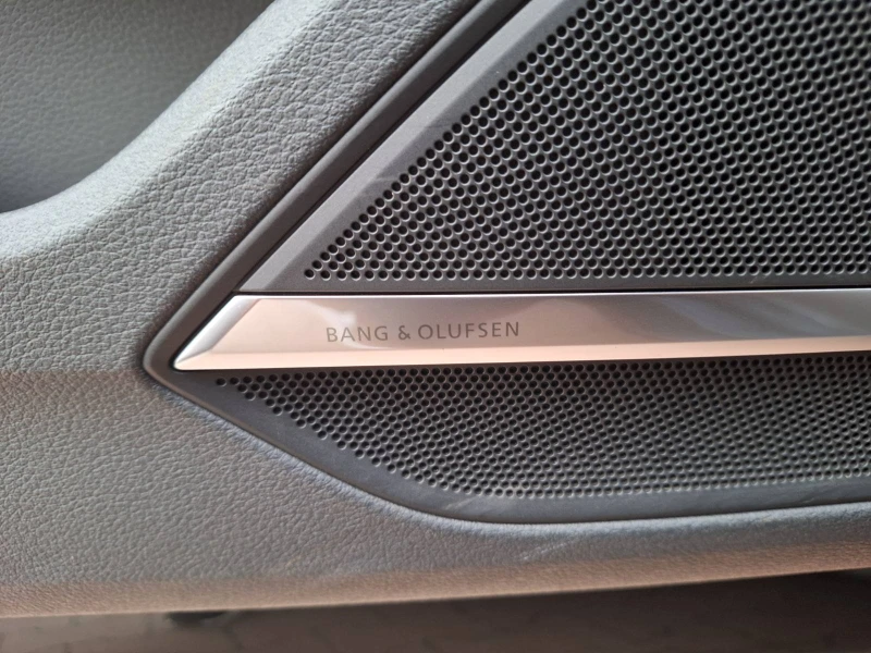 Audi A8 3.0tdi/Реални километри, снимка 17 - Автомобили и джипове - 53583749