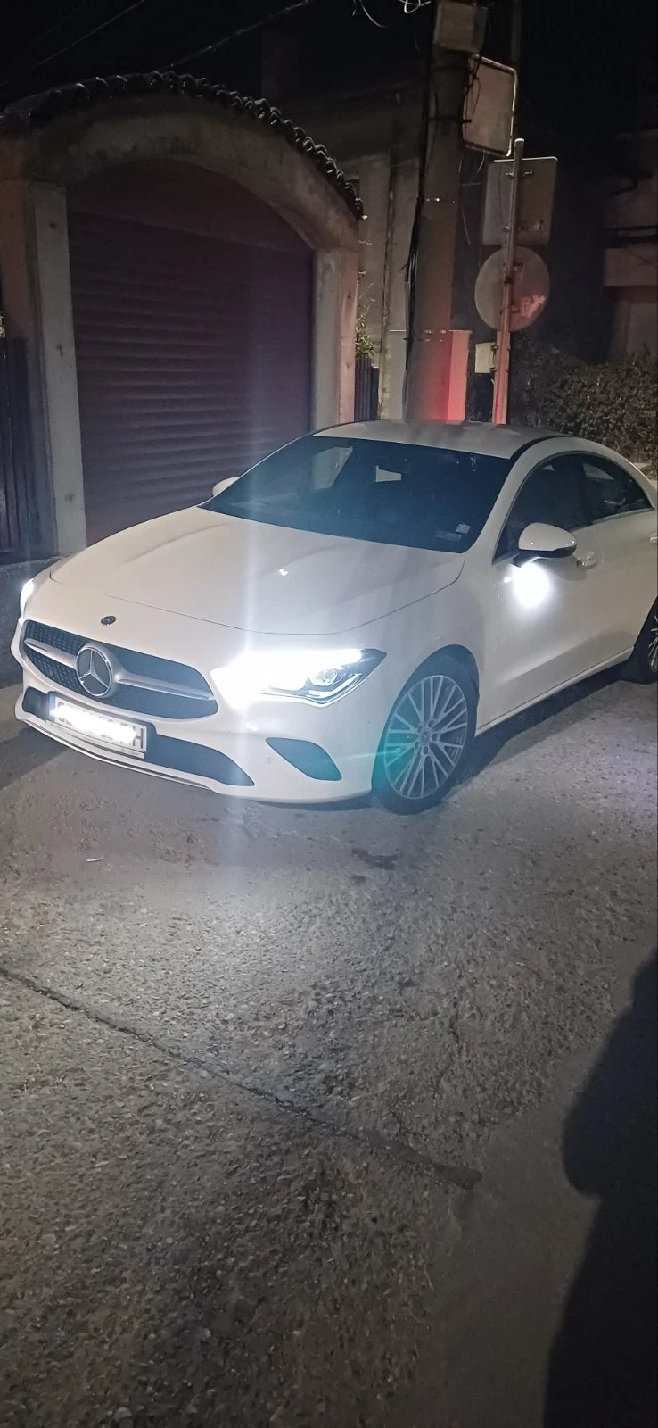 Mercedes-Benz CLA 180, снимка 11 - Автомобили и джипове - 49156251