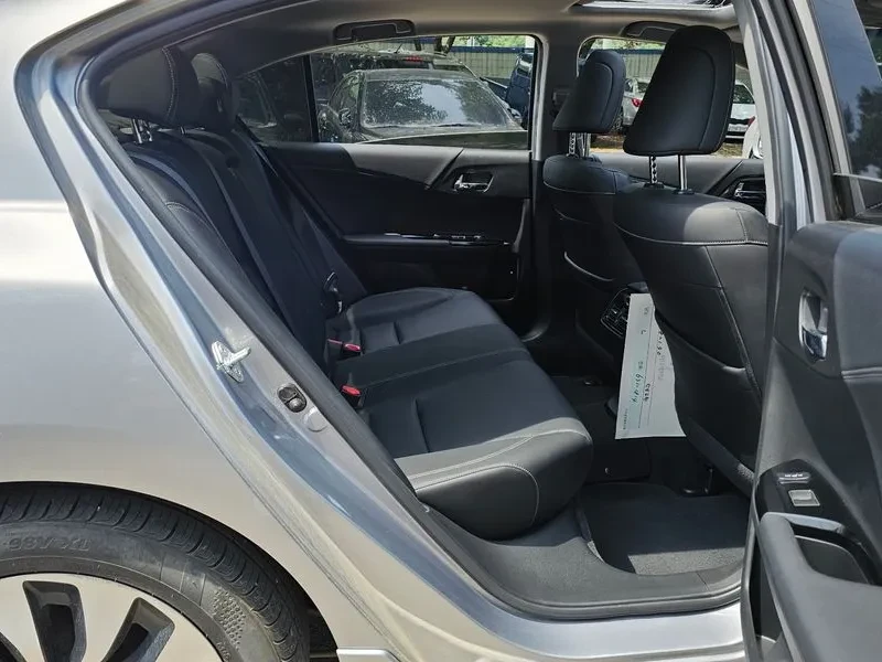 Honda Accord 2.0 Hybrid 9Th Generation, снимка 11 - Автомобили и джипове - 55841983