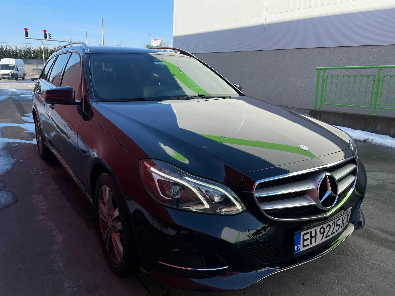 Mercedes-Benz E 220 CDI 4MATIC AVANTGARDE , снимка 1