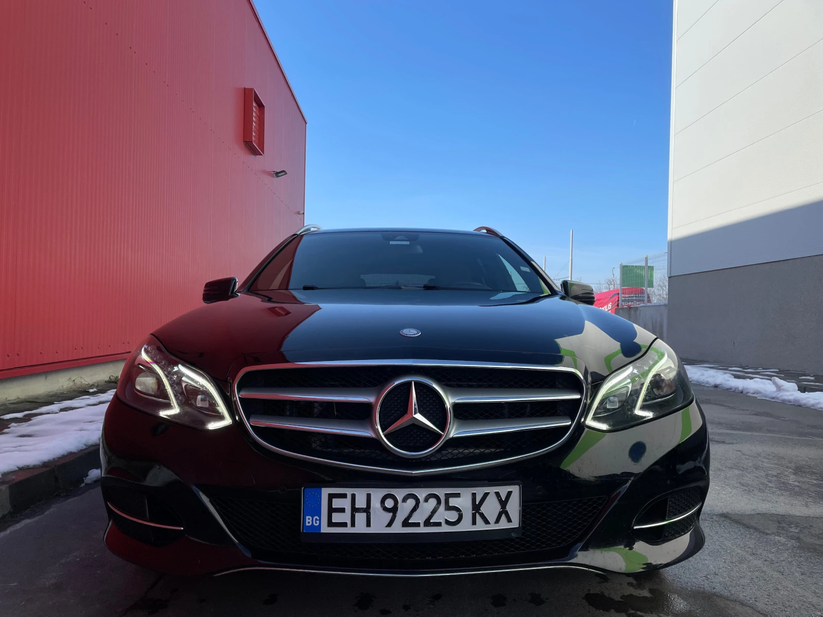 Mercedes-Benz E 220 CDI 4MATIC AVANTGARDE  - изображение 2