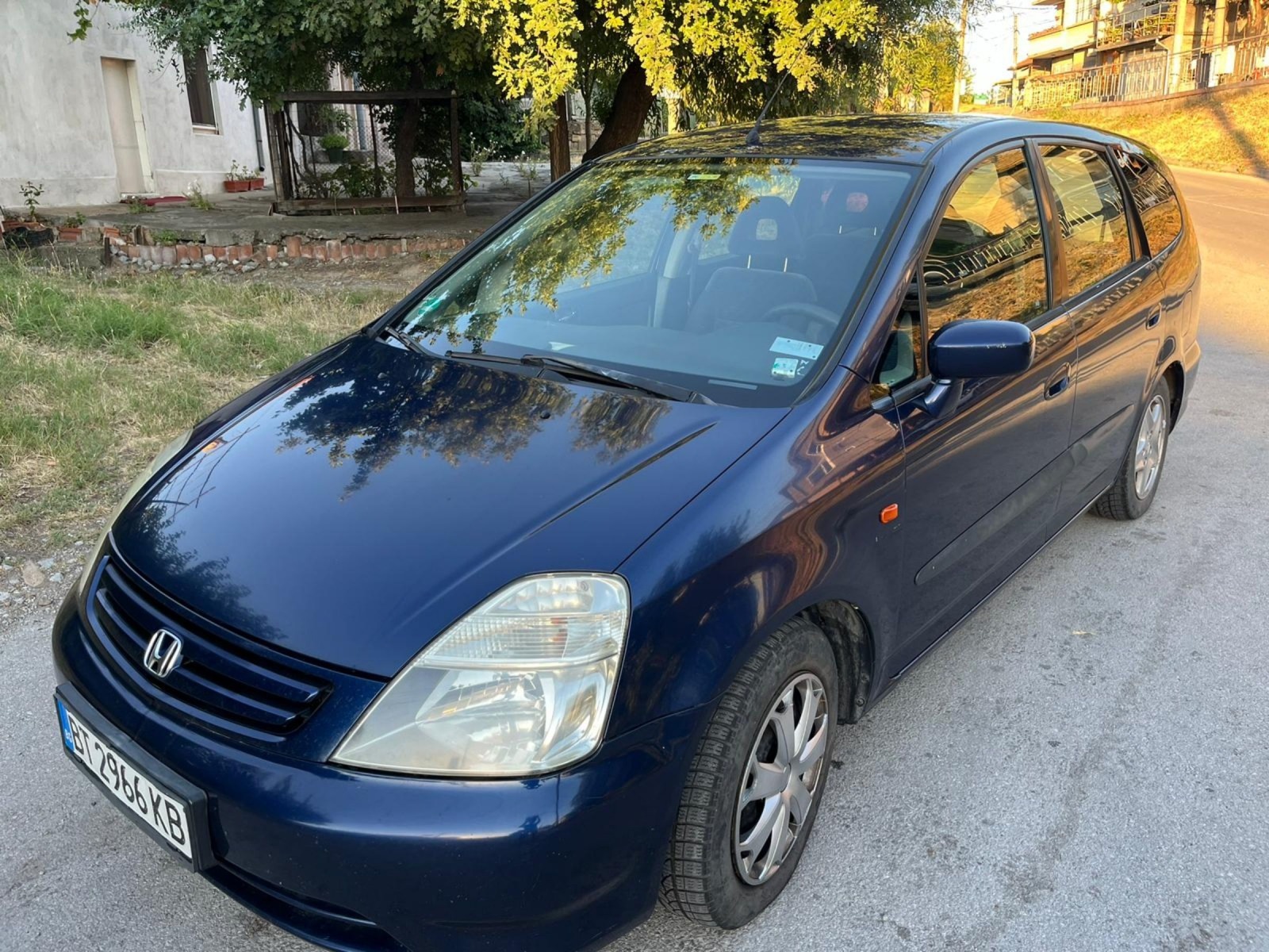 Honda Stream 2.0 Авт. ГАЗ 7м - изображение 4