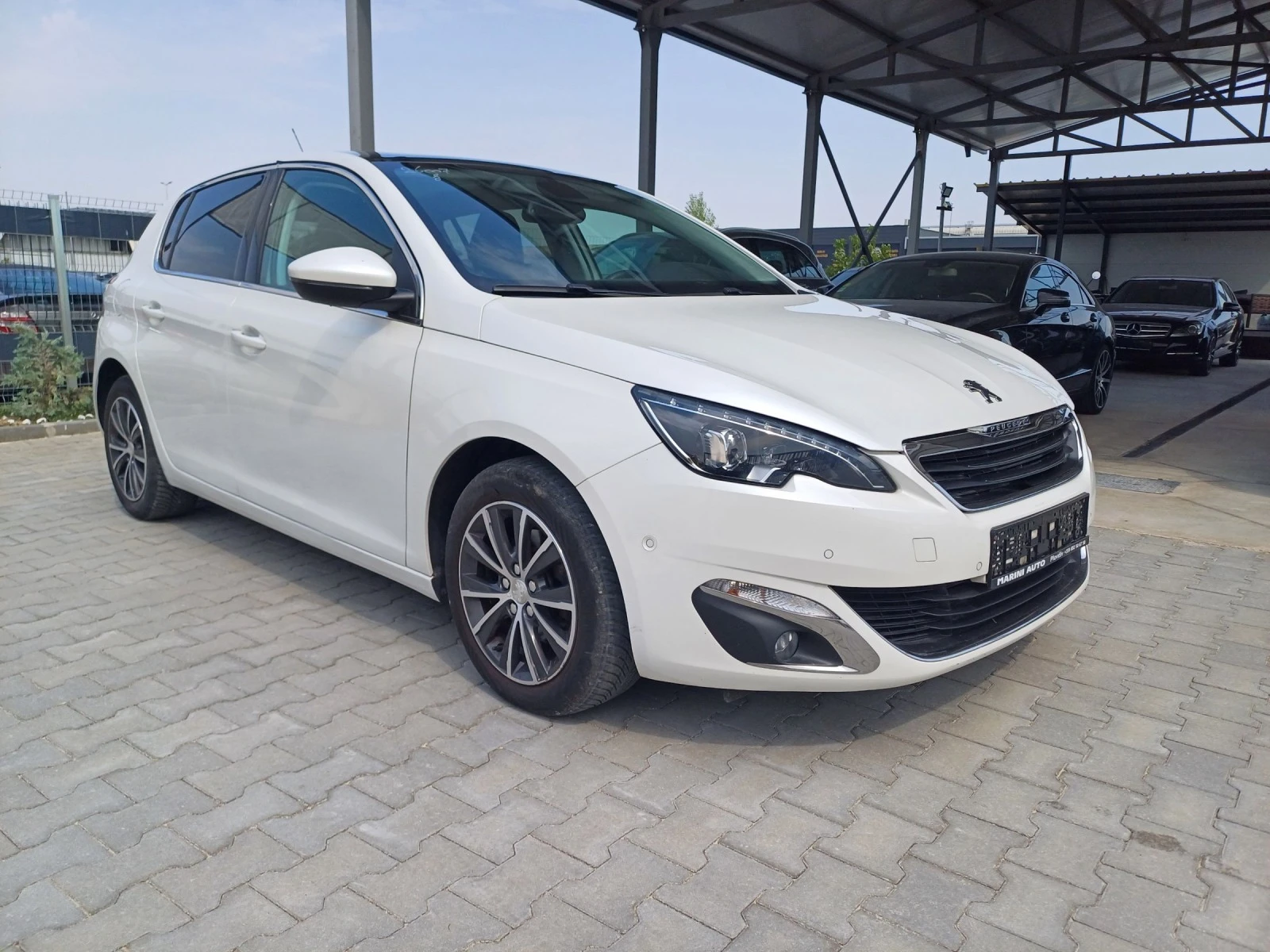 Peugeot 308 1.6 * * * Euro6b * * * panorama * * * facelift - изображение 7