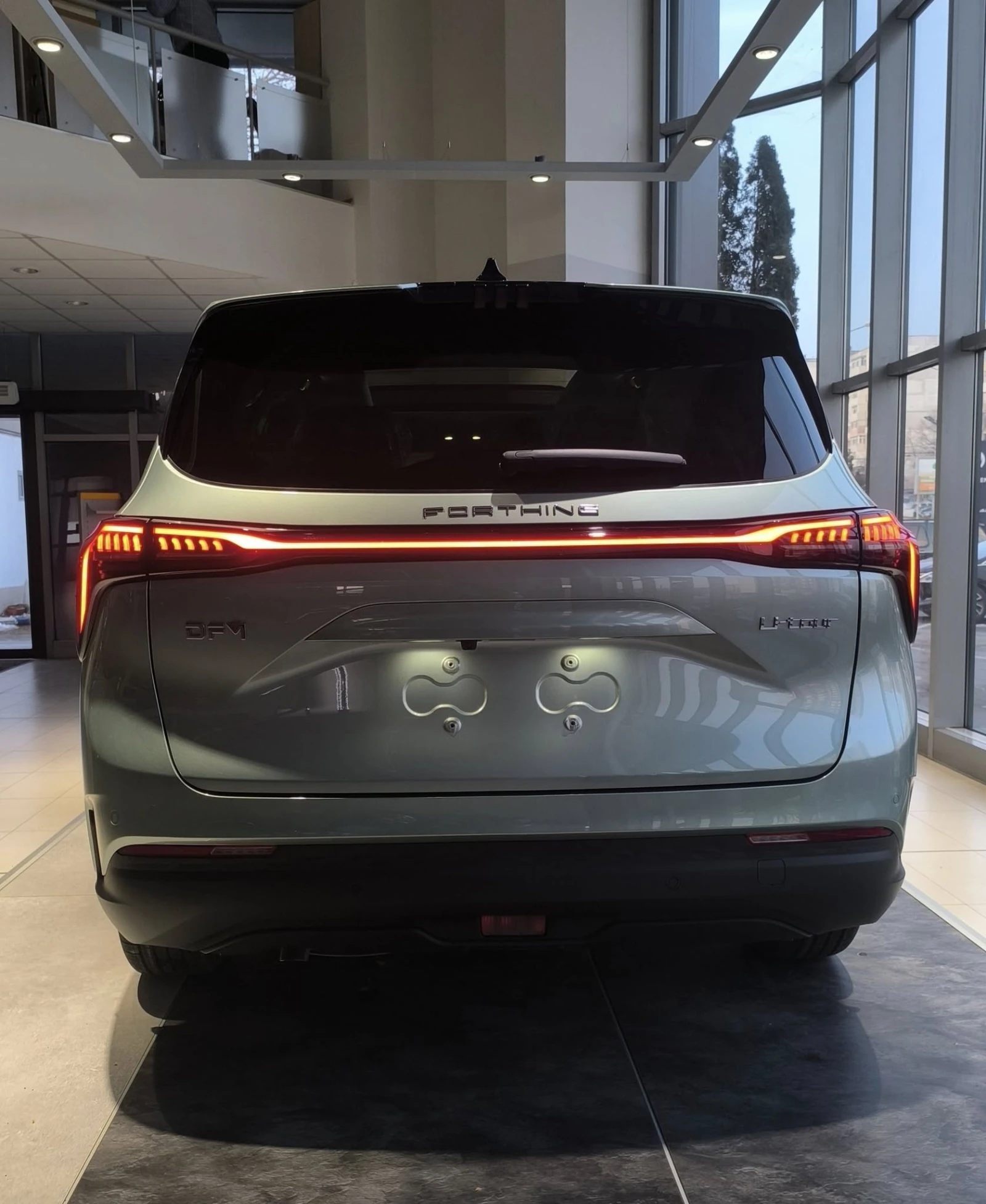 DONGFENG M4-YACHT 1.5i - изображение 2