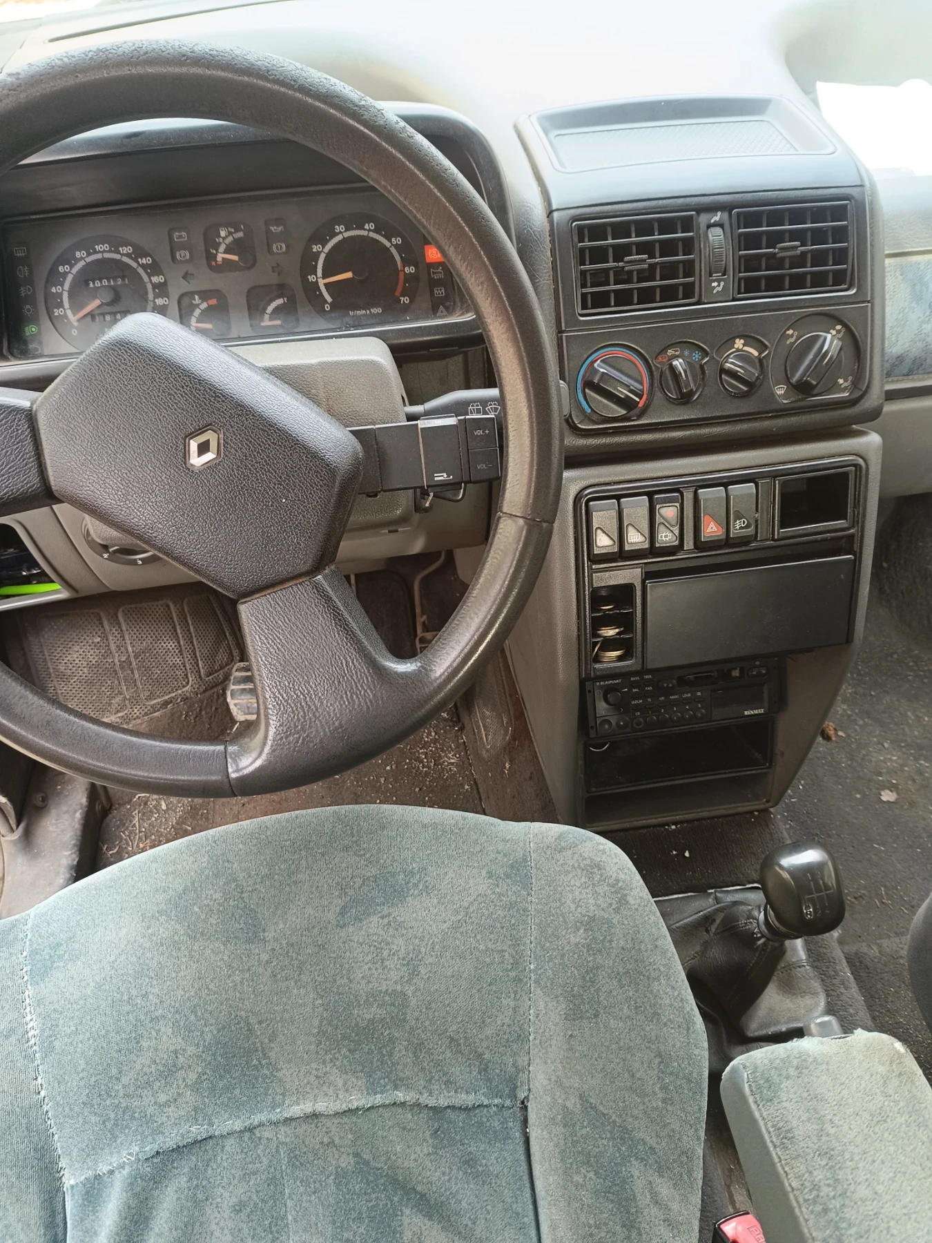 Renault Espace 2.2i 4x4 - изображение 5