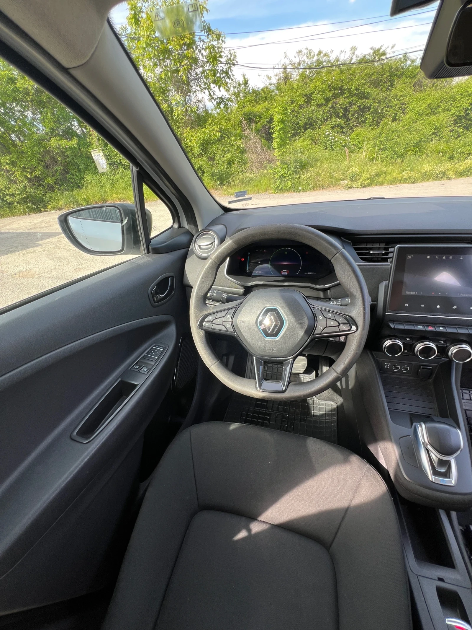 Renault Zoe  - изображение 9