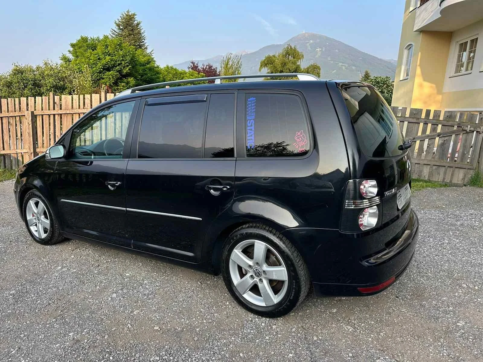 VW Touran 2.0TDI DSG 6+ 1 - изображение 9