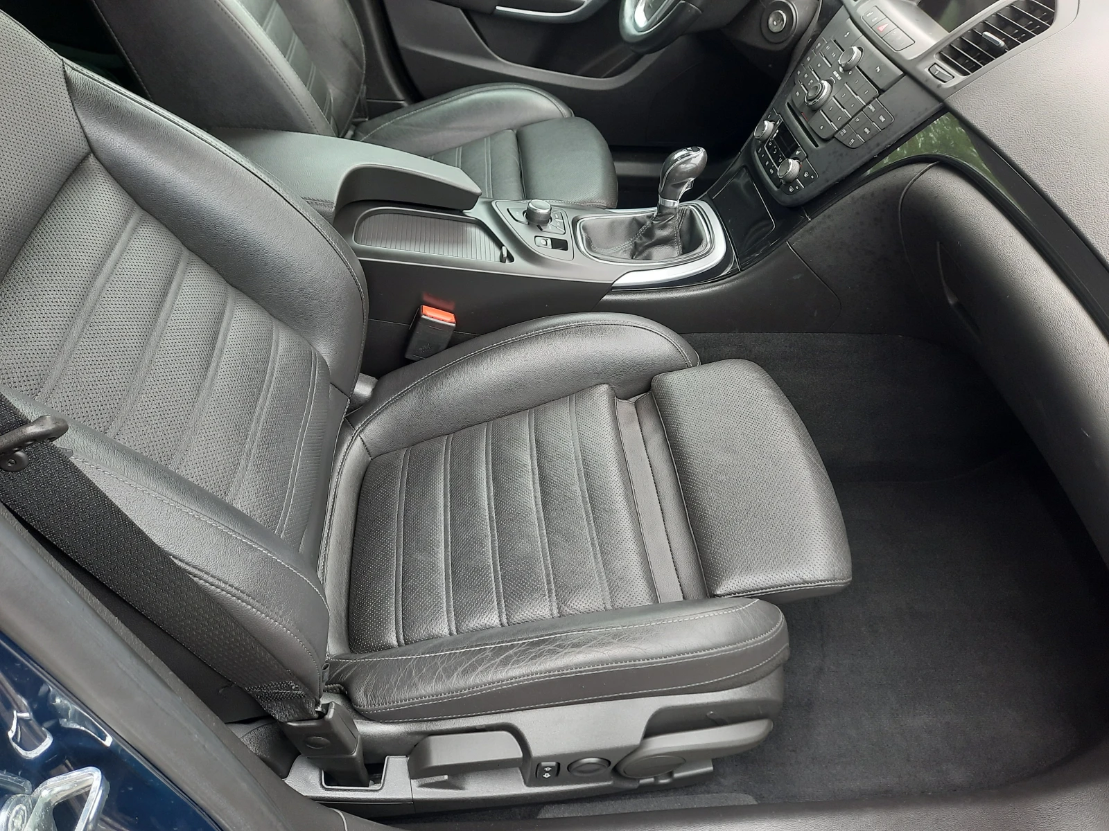 Opel Insignia 2.0 CDTI - изображение 10
